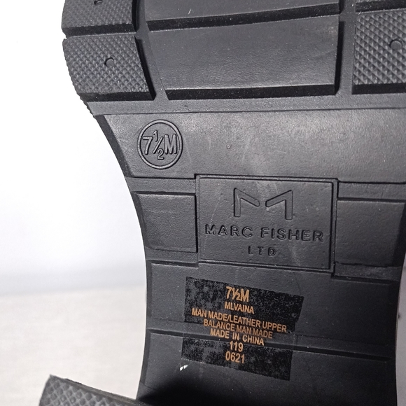 Marc Fisher Mlvaina Block Heel Quilted Puffer Boots in Black Size 7.5 - Picture 3 of 8